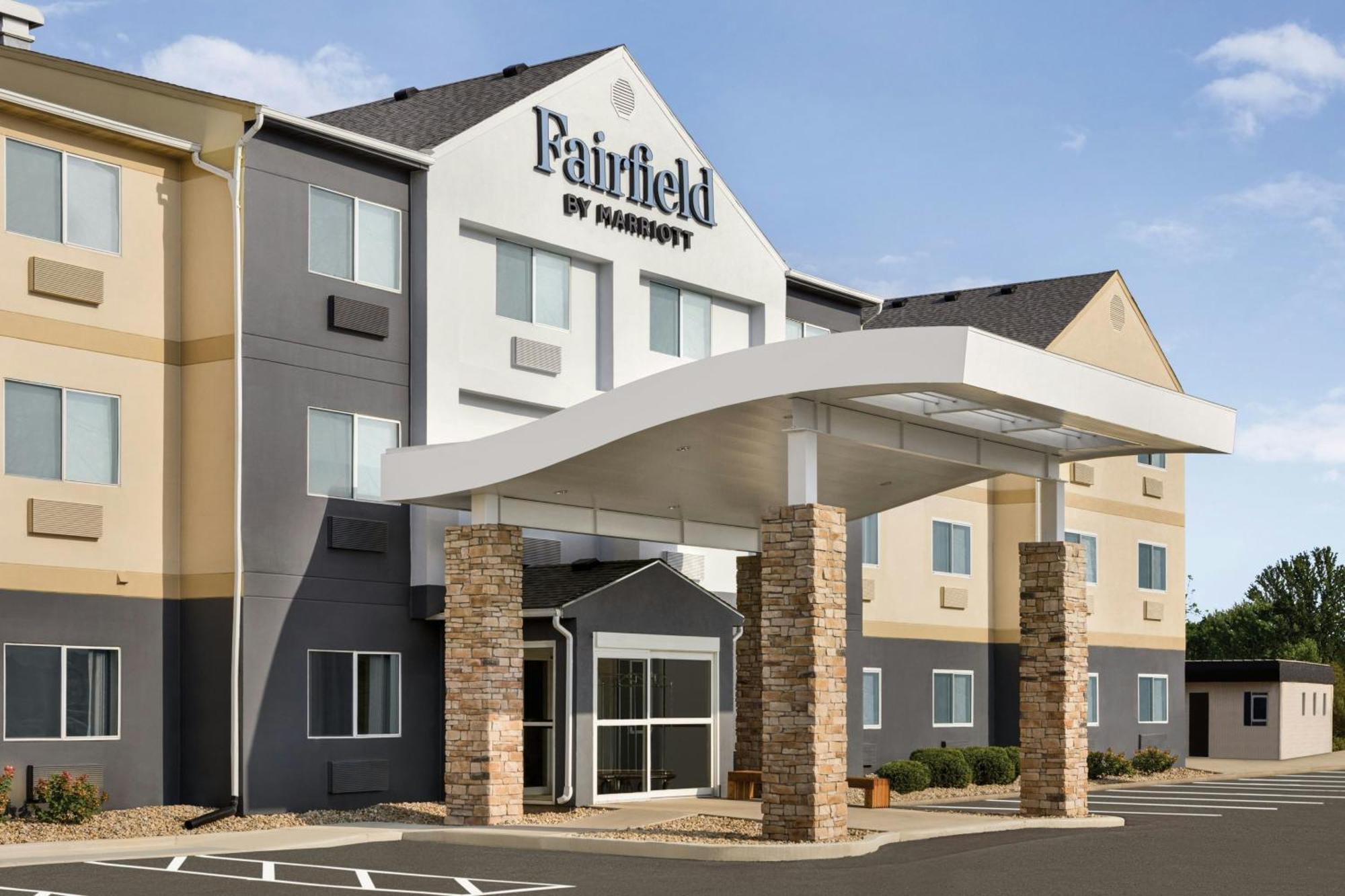 Fairfield Inn & Suites Финдли Экстерьер фото