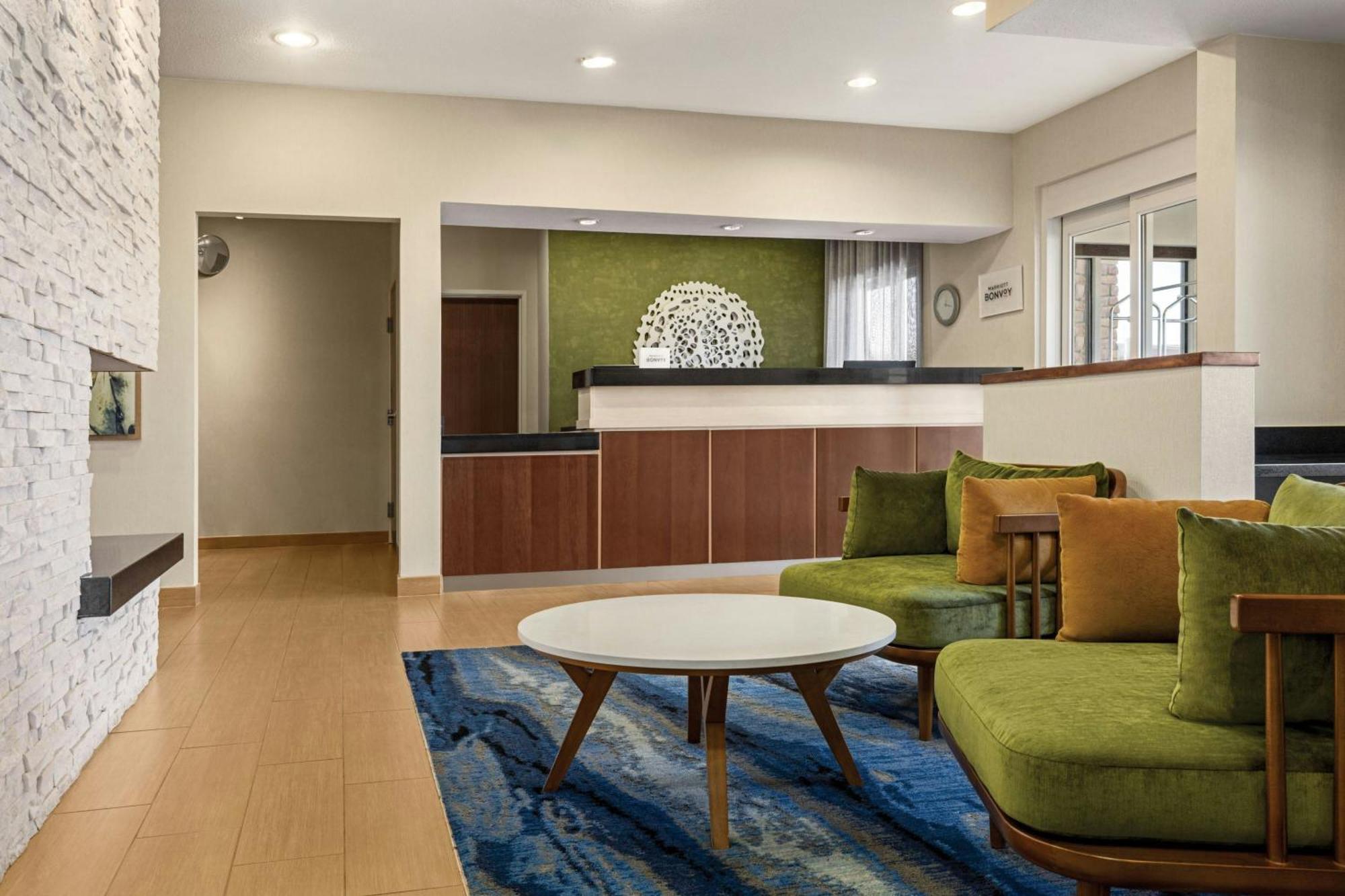 Fairfield Inn & Suites Финдли Экстерьер фото
